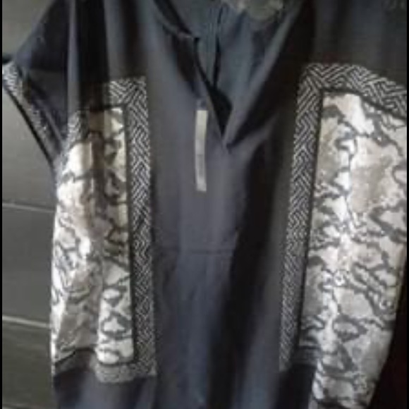 Sheer gorgeous Harve Bernard top size s/m - Picture 3 of 4